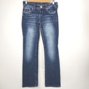 Ariya Vancouver Distressed Flared Low Rise Embroidered Pockets Junior sz 5/6